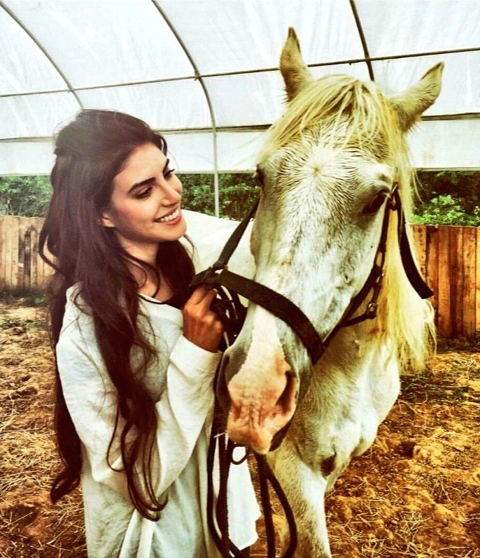 🐎

#DenizBaysal #YiğitKoçak