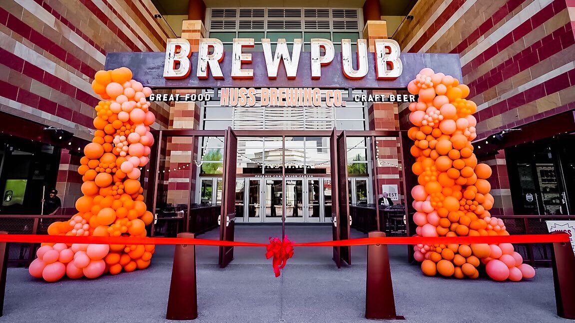 Phoenix Convention Center tweet media