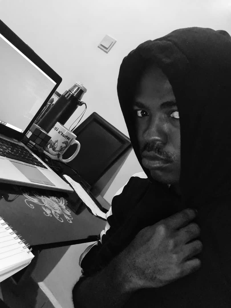 captainsesugh's tweet image. A bit of Distraction is good for your mental health. Enough back to my codes. #MentalHealthMatters #techtwitter #TechDifficulties