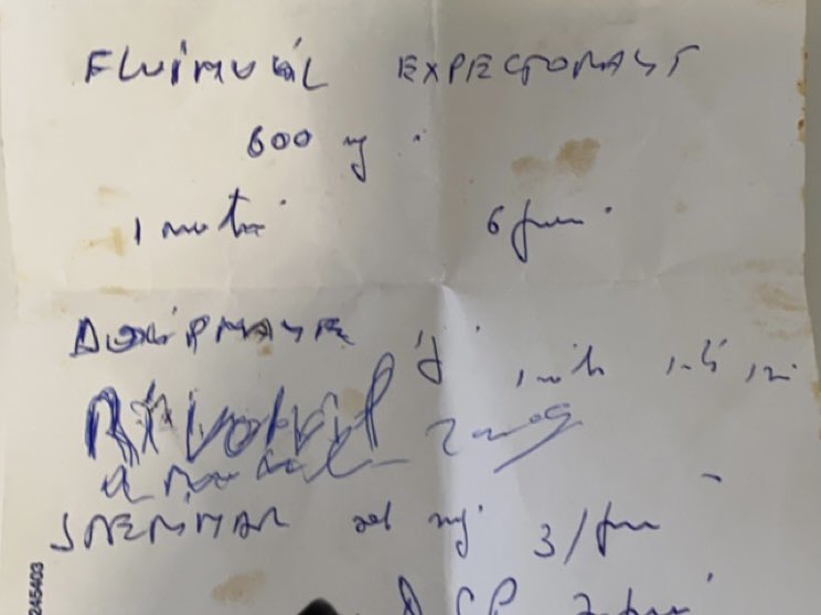 alme1oh's tweet photo. Aujourd’hui j’ai eu ma première ordo « falsifiée ». Bon j’ai aucun mérite c’était tellement gros mais quand meme. Un petit chef d’œuvre de la tromperie la 😭 https://t.co/fBokZ5615R