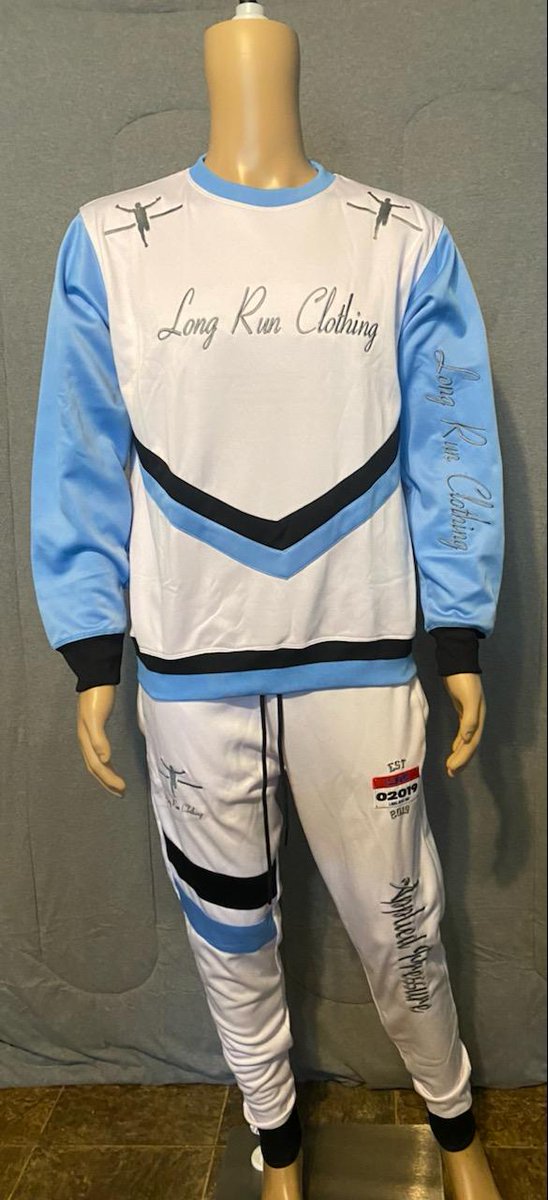 LREDnell's tweet photo. https://t.co/o3jQNtpNxv
New Sweatsuit drops are in... Get yours today!! Don't miss out... These will sell out... #LongRunEnt #LongRunClothing #AppliedPressure #CatchOnOrCatchUp https://t.co/fwgOziB7lA