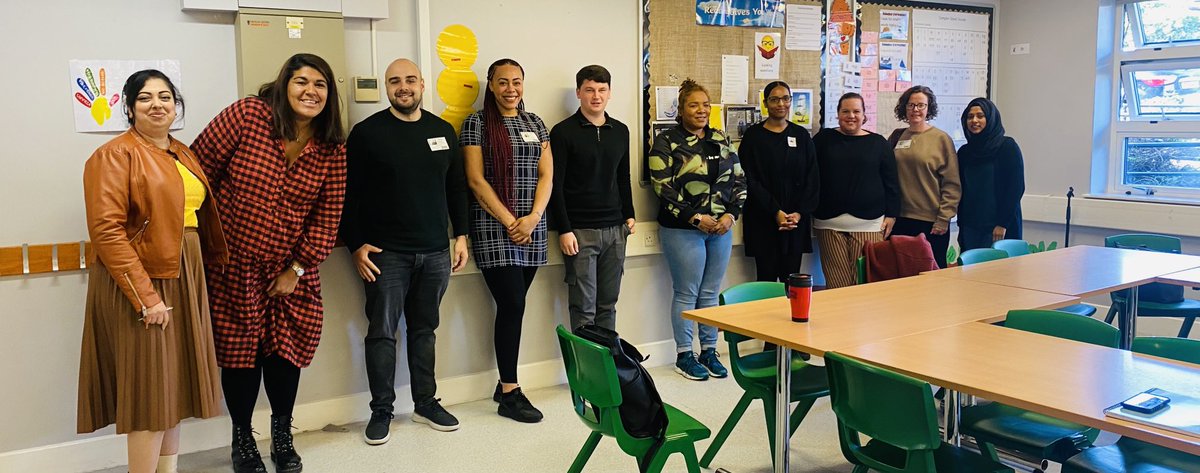 KaizenPrimary's tweet photo. Great to spend the morning with our Trust school colleagues sharing all things phonics related. Collaborative learning at its best! 💕 ⁦@eko_trust⁩ ⁦@GainsboroughEko⁩ ⁦@earlhamps⁩ ⁦@hnps2015⁩ ⁦@PWS_EKO⁩ #ekopathways https://t.co/c6A8aZTiJK