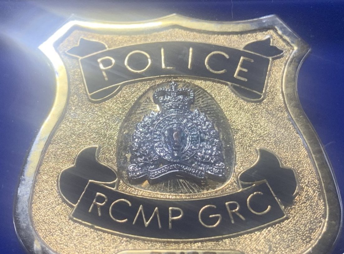 AS A FORMER #RCMP (Ret'd), 

I (proudly) carried this badge for 28 years. During my career, I investigated a number of firearms/firearms smuggling cases. 

PLEASE KNOW, the handgun ban suggested by <a href="/StevenDelDuca/">Steven Del Duca</a> WON'T achieve "Safer Streets &amp; Strong Communities" ... +

#onpoli