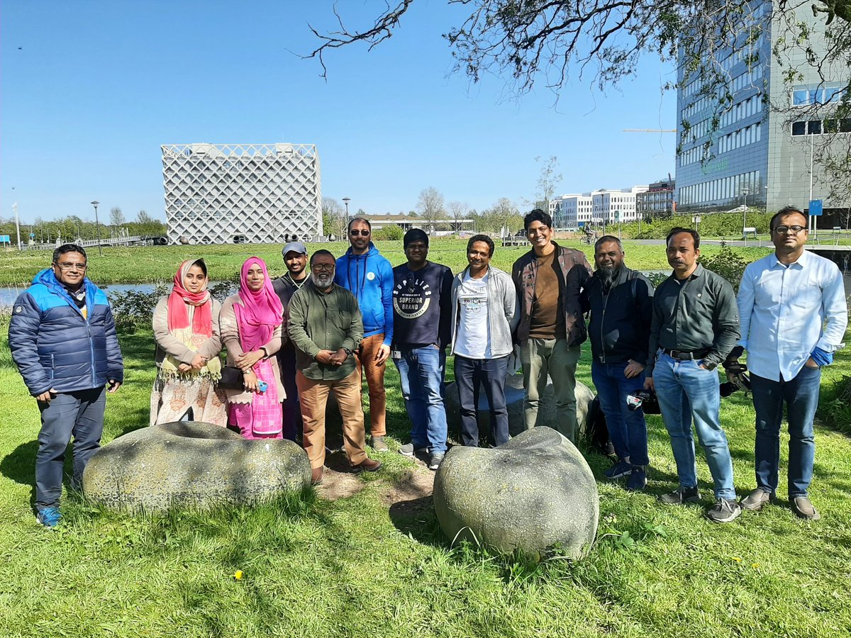 CatharienTvS's tweet image. So happy today! My long time #hero @shykhseraj, who at #channelitv in #Bangladesh makes a famous agriculture programme, visited us @WUR. We discussed #agricultural #transformation and #bdp2100. Thanks to colleagues, Bangladeshi students at our university &amp;amp; @NLinBD1 for their help
