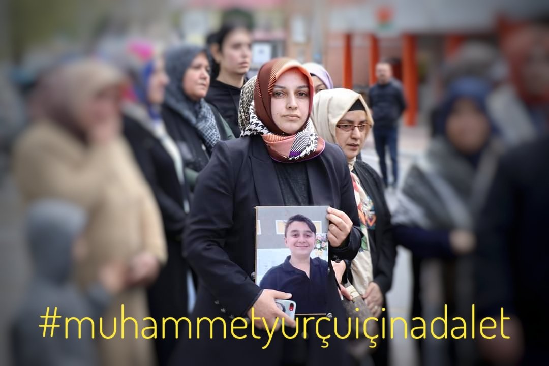 3 Ekim 2021'de Pozantı'da alkollü sürücü Meriç Batuman 14 yaşındaki iki çocuğa çarparak Muhammet Yurtçu'nun ölümüne sebep olmuş, 6 ay tutuklu kaldıktan sonra ilk duruşmada tahliye edilmiştir. Bu kararın bozulmasını ve  #muhammetyurtçuiçinadalet istiyoruz.
#meriçbatumantutuklansın