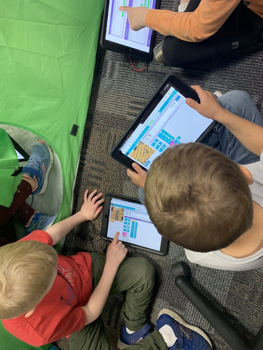 Brandi Vieths tweet media