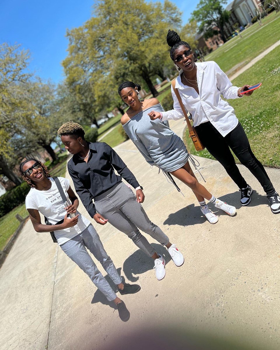 Dress Up Wednesday ‼️📸