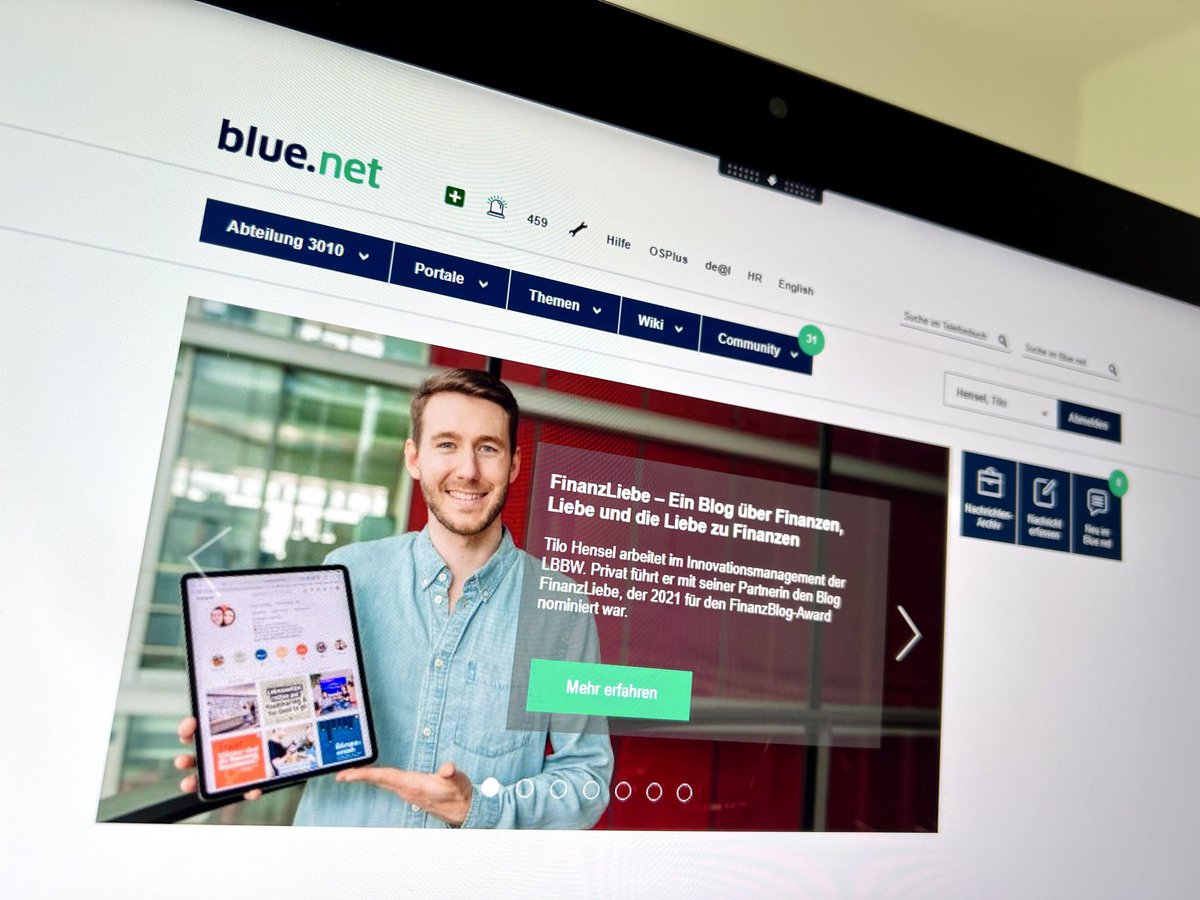 Tilo Dima (geb. Hensel) (@tilodima) on Twitter photo 👀 Auf der Intranet Startseite der @LBBW
💸♥️ Im Interview „<a href="/FinanzLiebe/">FinanzLiebe ♡ Lia & Tilo</a> - Ein Blog über Finanzen, Liebe, und die Liebe zu Finanzen“ erzähle ich warum uns finanzielle Bildung, Nachhaltigkeit und Gleichberechtigung in Beziehungen am Herzen liegen.
➡️ linkedin.com/pulse/intervie… 👀 Auf der Intranet Startseite der @LBBW
💸♥️ Im Interview „<a href="/FinanzLiebe/">FinanzLiebe ♡ Lia & Tilo</a> - Ein Blog über Finanzen, Liebe, und die Liebe zu Finanzen“ erzähle ich warum uns finanzielle Bildung, Nachhaltigkeit und Gleichberechtigung in Beziehungen am Herzen liegen.
➡️ linkedin.com/pulse/intervie…