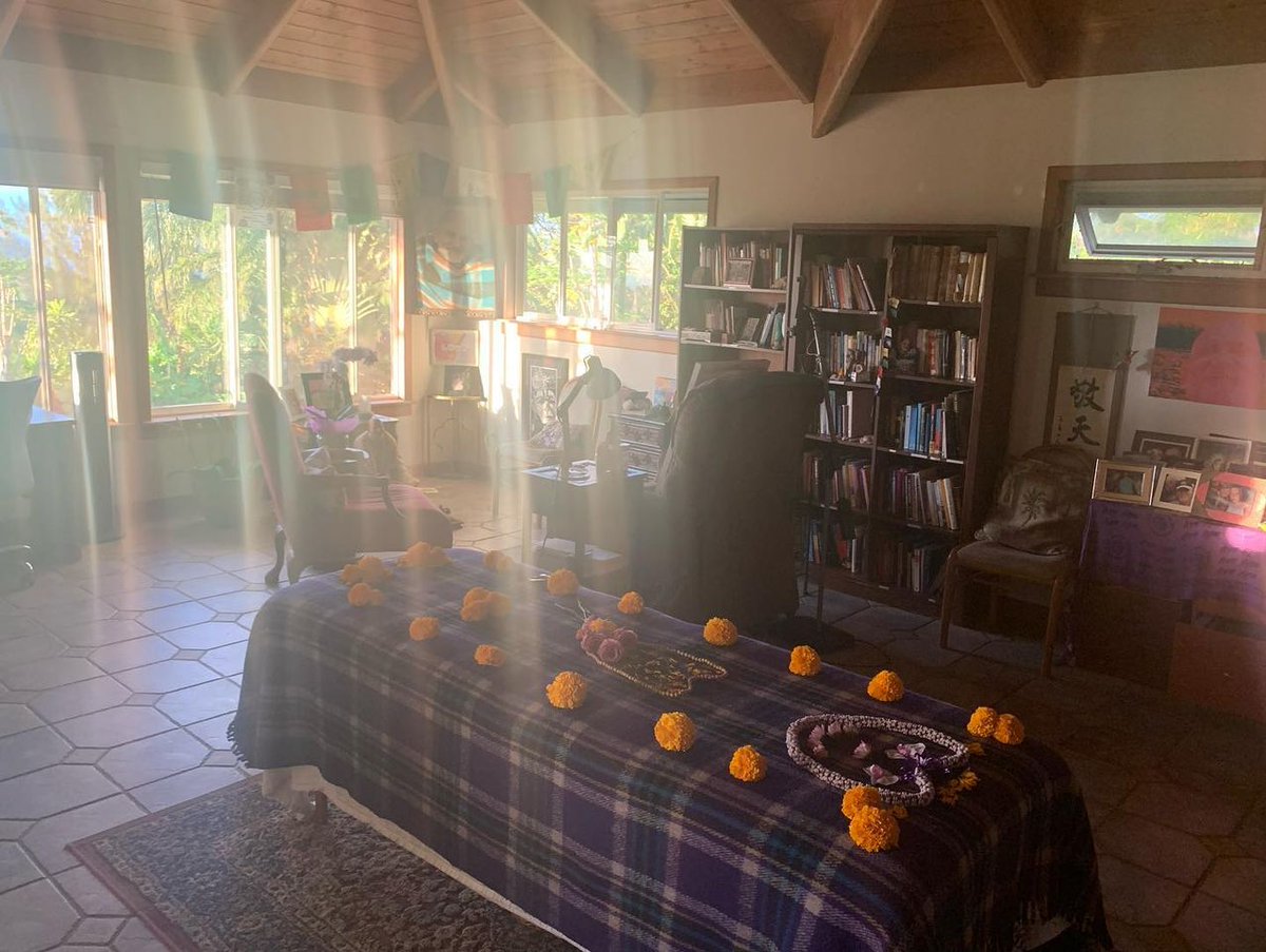 In the wake of my brother’s sudden death &amp; other losses, I’m exploring how to respect &amp; heal my personal grief, anger &amp; pain whilst holding a vast View. How do the teachings actually work when our hearts are broken? It’s hard to give myself over to the vulnerability of grieving.