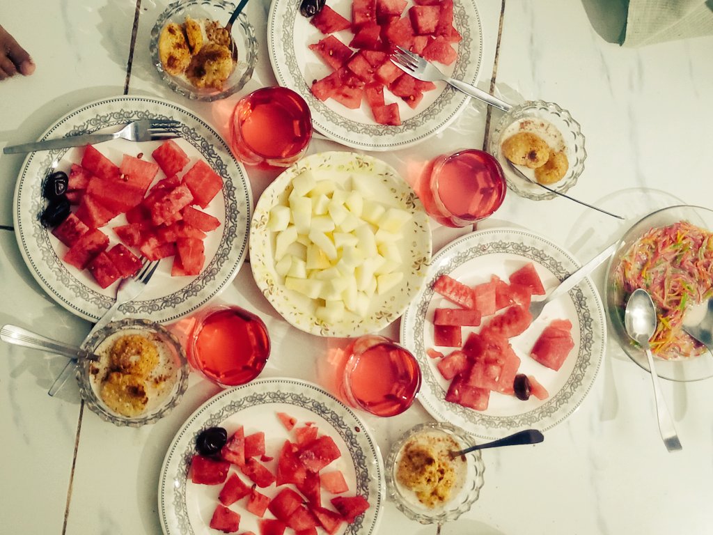 NaeemMirbahar's tweet photo. #We4 #AftarDastarkhawan
May Allah almighty bless all Muslims with Roza and Namaz #RamadanKareem #AftarTime https://t.co/I9DFE0i54F