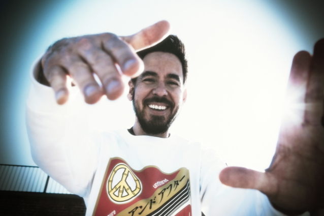 BLABBERMOUTHNET's tweet image. LINKIN PARK's MIKE SHINODA Enlisted By WARNER RECORDED MUSIC As Community Innovation Advisor blabbermouth.net/news/linkin-pa…