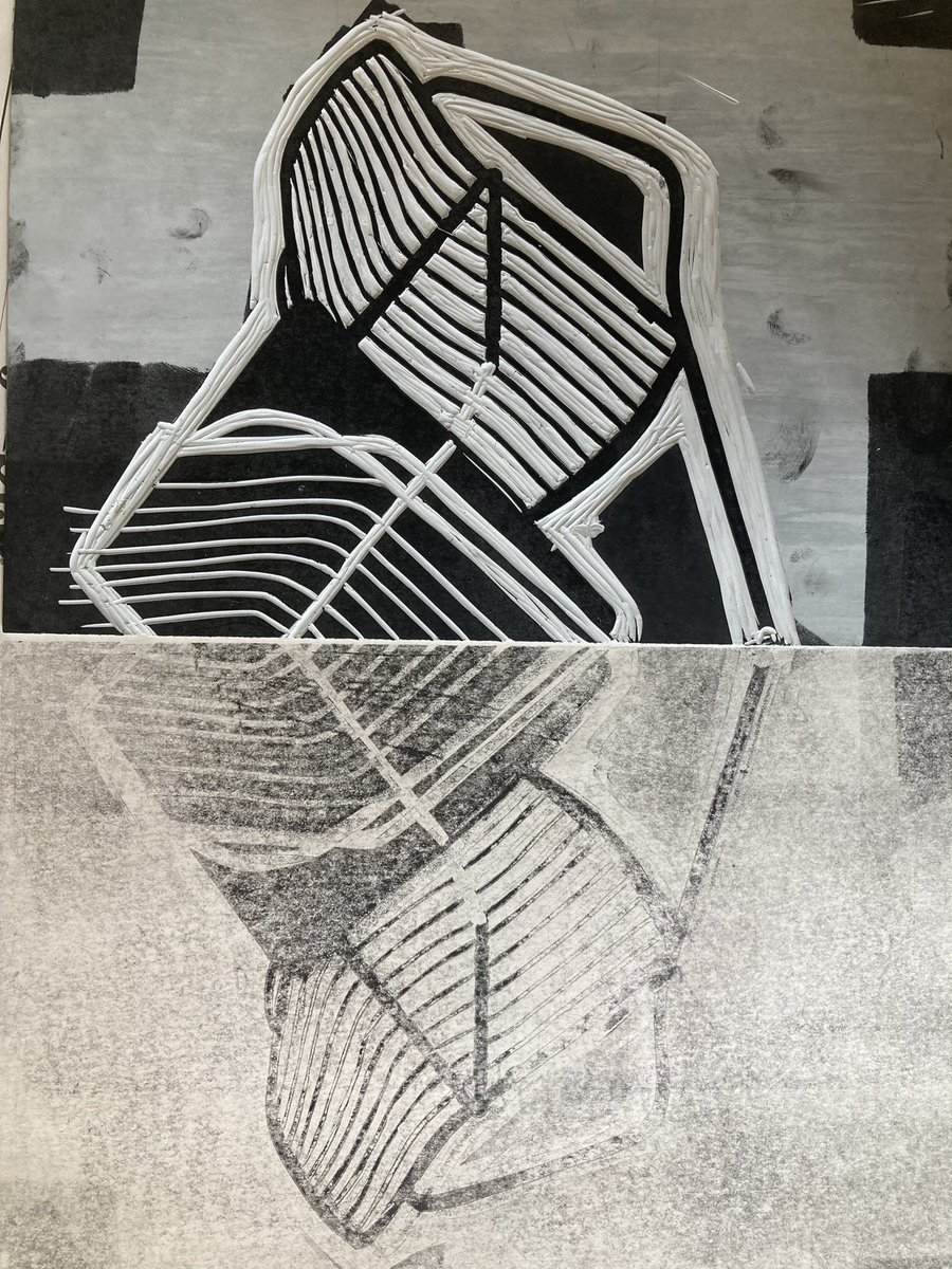 Black ‘key’ - the last of 3 #linocut blocks created with sound advice from @susanjonesprint (Insta) @stonemanpress in Essex

Further &amp; final versions to follow ...