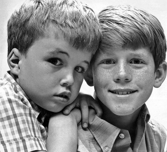 Happy Birthday to Clint Howard who turns 63 today!  Pictured here back in the day with his brother Ron Howard. 