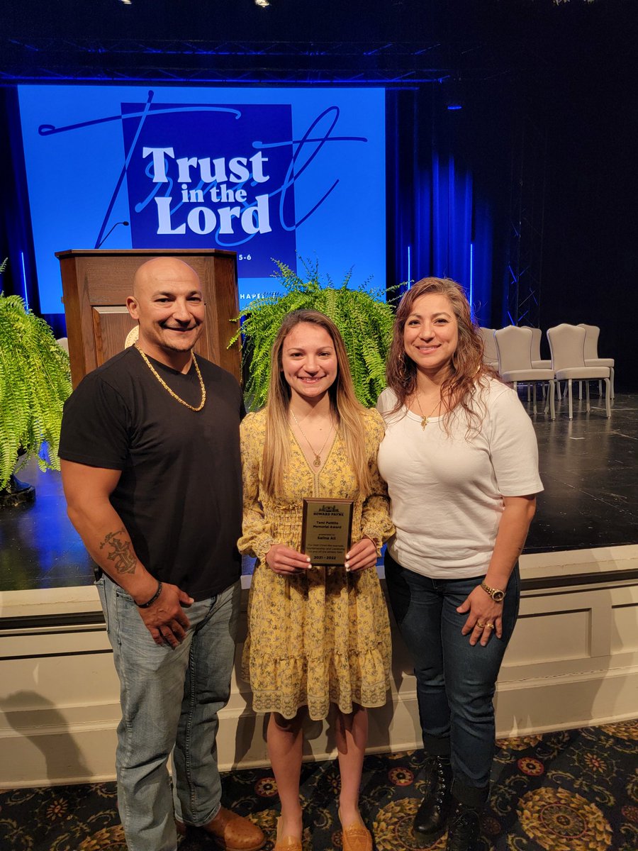 ireneali915's tweet image. Congrats @salina_22 and all other @HPUTX students on your awards today!! 👏🏾