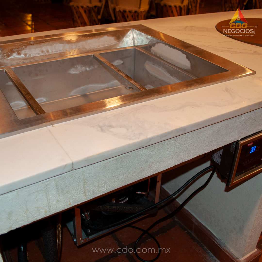 CdoNegocios_Of's tweet photo. ¿Cuáles son los beneficios de tener placas y tinas refrigeradas en tu Hotel - Restaurante? 

Una placa o tina refrigerada es maquinaria de hostelería para diferentes usos, o también para exponer productos frescos en espacios amplios o reducidos.

 #CDONegocios #cocinaindustrial https://t.co/F4kctGxKE9
