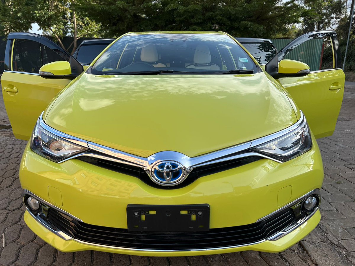boujeeautos's tweet photo. Toyota Auris :: Hybrid :: Year 2015 :: 1800cc :: Leather interior :: Steering Controls 

✅Cash Offer Kshs 1,680,000

✅Bank Asset from 70% and up to 5 Years Repayment.

✅ Call , Sms Or WhatsApp us for details and requirements.

☎  Carol    ::  0724809179 https://t.co/wNGNvnMk1m