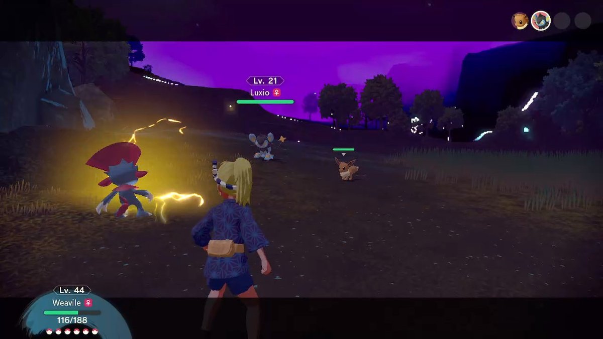 Darikyun's tweet photo. Sum Cool #Screenshot #Frames of my #Weavile gettin Slammed by an Electric #PokemonMove by #Luxio @ Nite! So Dope! ^w^

#Pokemon #PokemonArceus #Screenshots #FrameShots #PokemonLegendsArceus #NintendoSwitch https://t.co/KXvIj7T3gZ