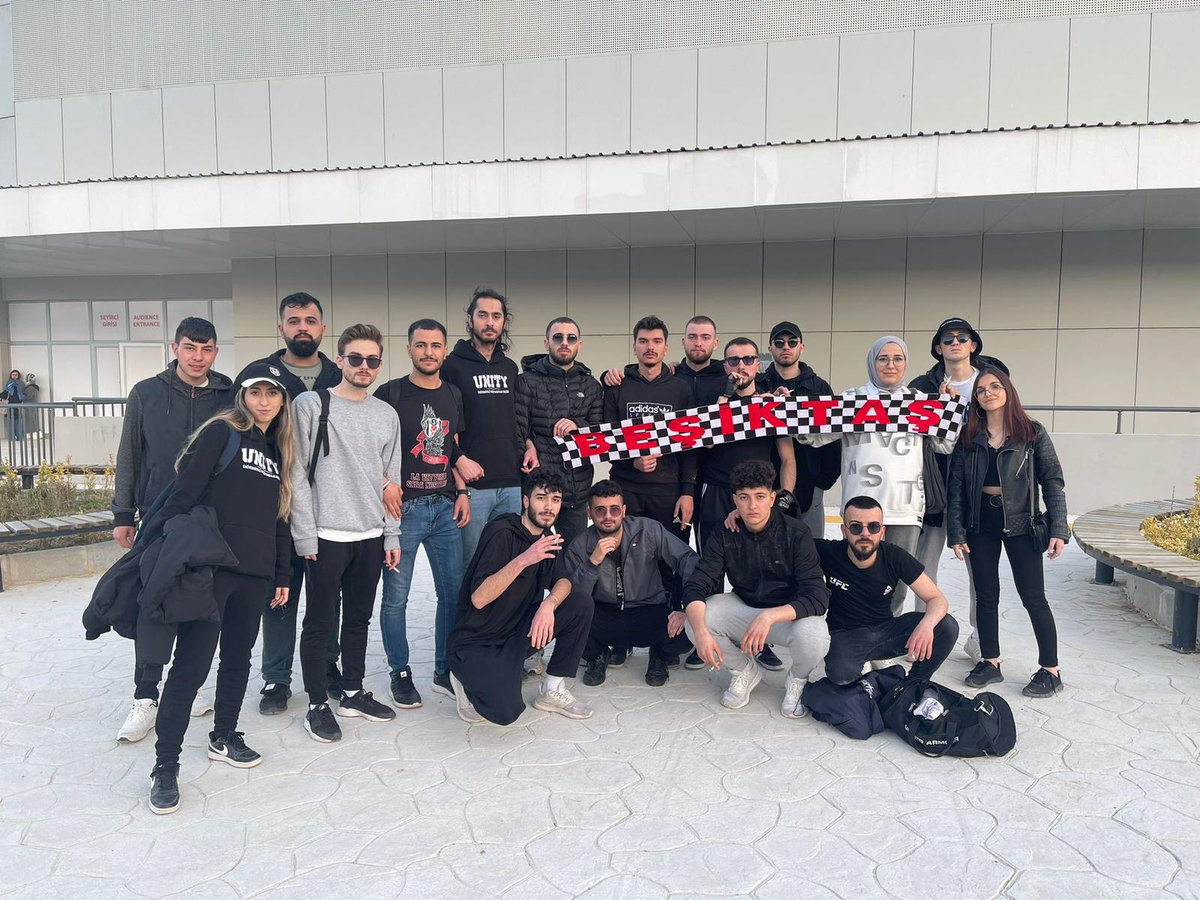 Kastamonu'da oynanan Türkiye - s*rbistan kadın hentbol maçında milli takımımızın yanındaydık 🇹🇷👊🏼