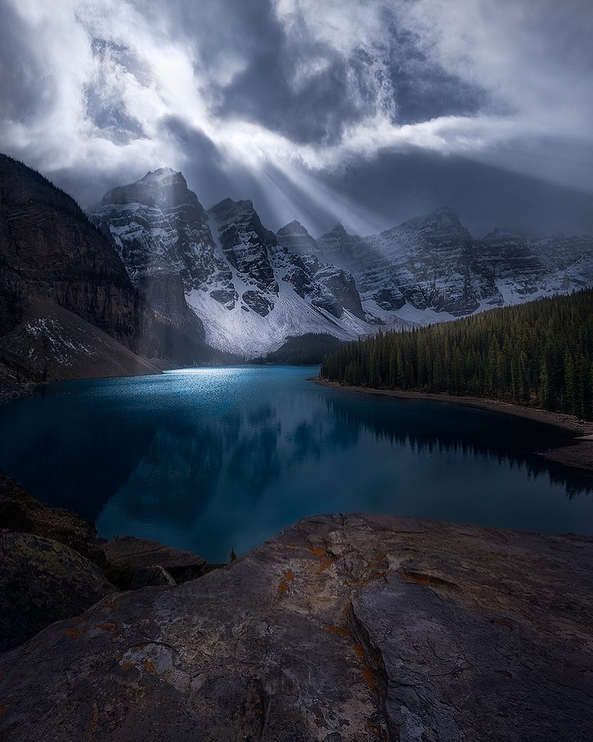 earth's tweet photo. H₂O
cc: Ted Gore, @sentinelshots https://t.co/ZexQ6zG2c1