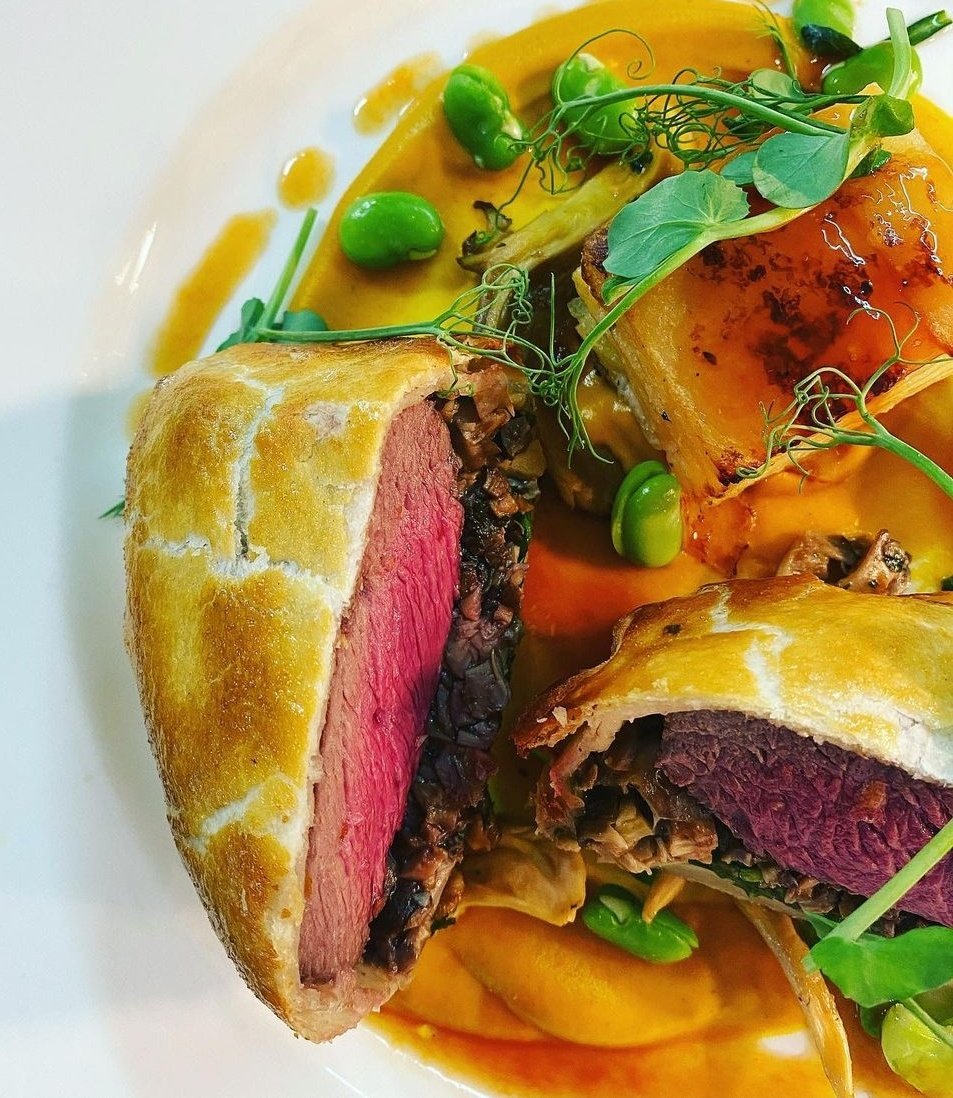 The Wellington Hotel tweet media