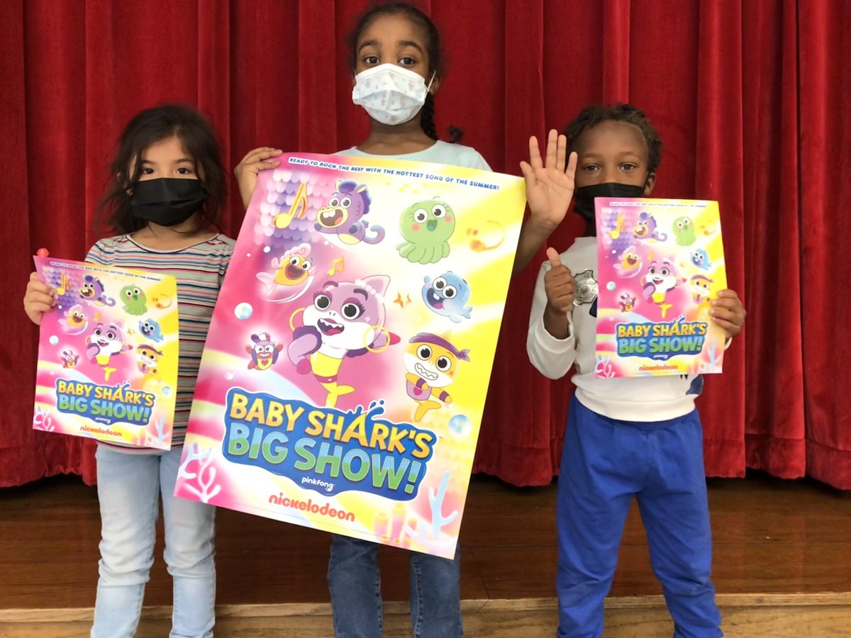EmilyMe10531515's tweet photo. PreK and Kinder students from welcomed Nickelodeon to Ross Elementary 🎉🎉🎉 #BabySharkBigShow #NickJr #RossRocks @HISDFACE @FonwoodECC @BetsyRossElem @TeamHISD @HISDChoice @AhmeshaG @learngrowDC @ray4d_thebetsy @behaviorlady @tuwest @Brainmogul95 @Tareese8 @BetsyRossElem https://t.co/XMcnfkXYpg
