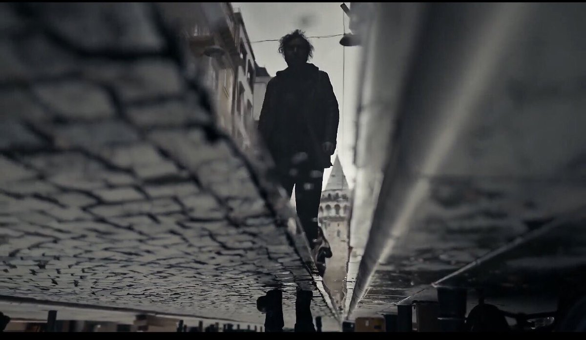 Onurcan Özcan anısına yaptığımız ‘Ayyaş’ bu gece yenilenmiş görsel ve teknik düzenlemesiyle, yeniden yayında.. 00:00 da burada 👉🏾 youtube.com/c/HalilSezaiOf… 🎶