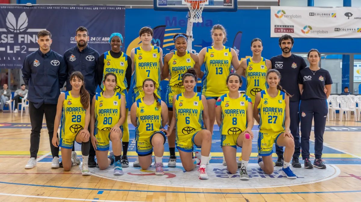 ale_liendo's tweet photo. 👉Plantilla del ascenso:#LFChallenge 
28 Tania(cadete)🇮🇨
80 Ainhoa🇮🇨
21 Alessia(junior)🇮🇨
6 Sendy🇪🇸🇨🇱
8 María🇮🇨
27 Alejandra(junior)🇮🇨
11 Alba🇮🇨
13 Lika (junior)🇬🇪
15 Julie🇸🇳
7 Noe🇮🇨
1 Fatouma 🇲🇱
—-
🗣En Canarias hay mucho talento, solo hay que trabajar,trabajar,trabajar… https://t.co/nQj213HcvU