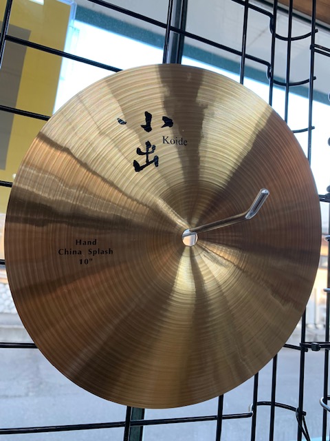 musicplant's tweet photo. 【土浦店】
外で演奏をするのも気持ちいい季節になりましたね!!
新品、中古カホン、カホン向けパーカッションも入荷しました!!
#Schlagwerk #SRCP4007 #KOIDE #ハンドシンバル #HD10CSP #カホンフラップ #カホン #楽器 #パーカッション #野外 #弾き語り #茨城 #土浦 #つくば https://t.co/8XerRkTMkb