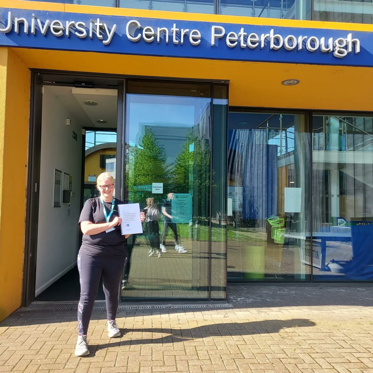 PennyBrett's tweet photo. Last day at uni https://t.co/cEud17tj2R