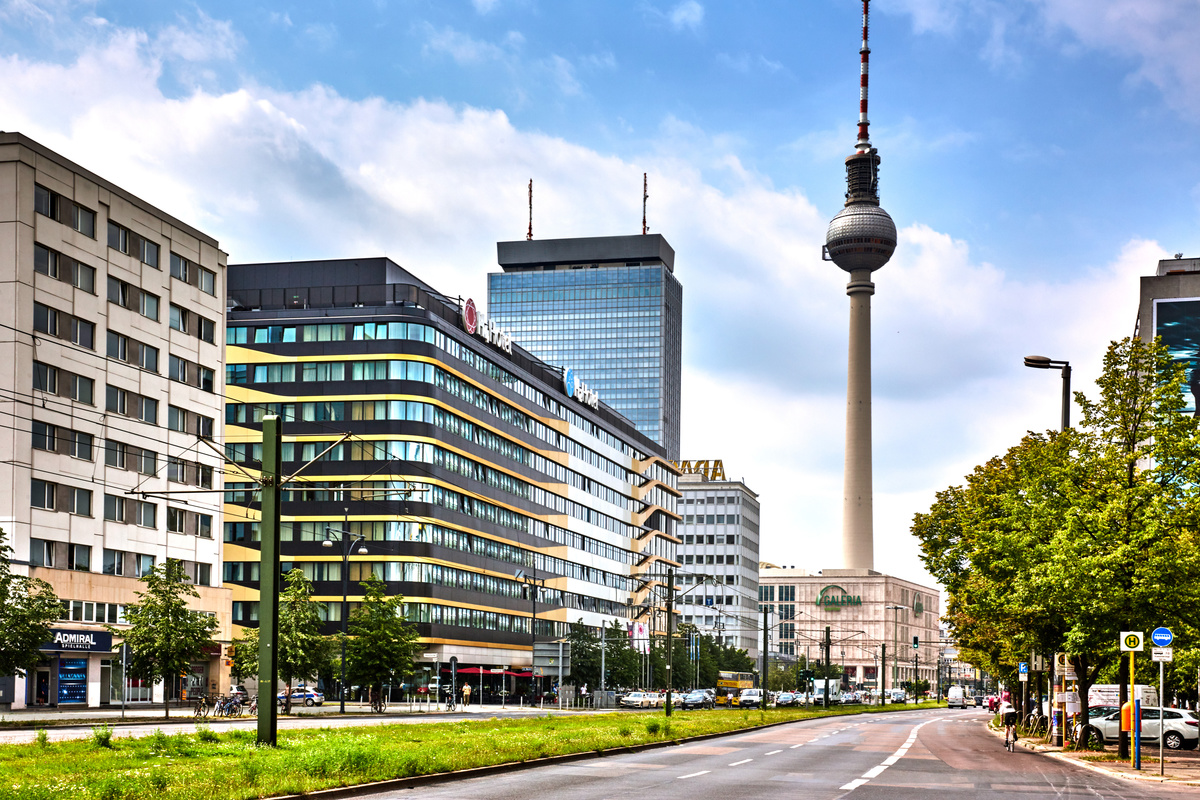 digital_rheuma's tweet photo. Hello from Berlin! We’re excited to kick off our 4th #DigitalRheumatologyDay tomorrow. https://t.co/jeNQSdpyZj