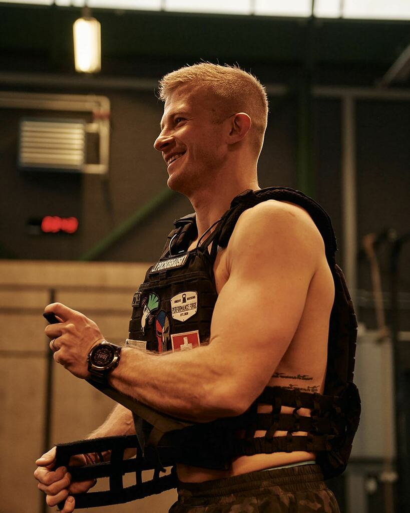 Erdamon's tweet photo. “Use your smile to change the world but don’t let the world change your smile.“
 — Unknown
•
•
•
Möchtest du mir CrossFit starten?
Buche dein kostenloses Probetraining über den Link in der Bio oder auf unserer Webseite✅
•
•
Would you like to join… https://t.co/HIDRl02XJl https://t.co/S7BxIDoSqQ