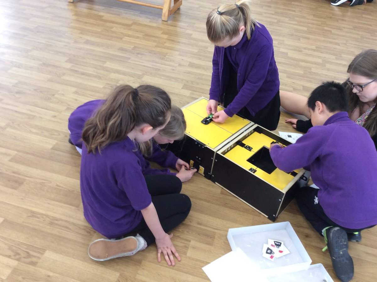 FieldheadCarrPS tweet media