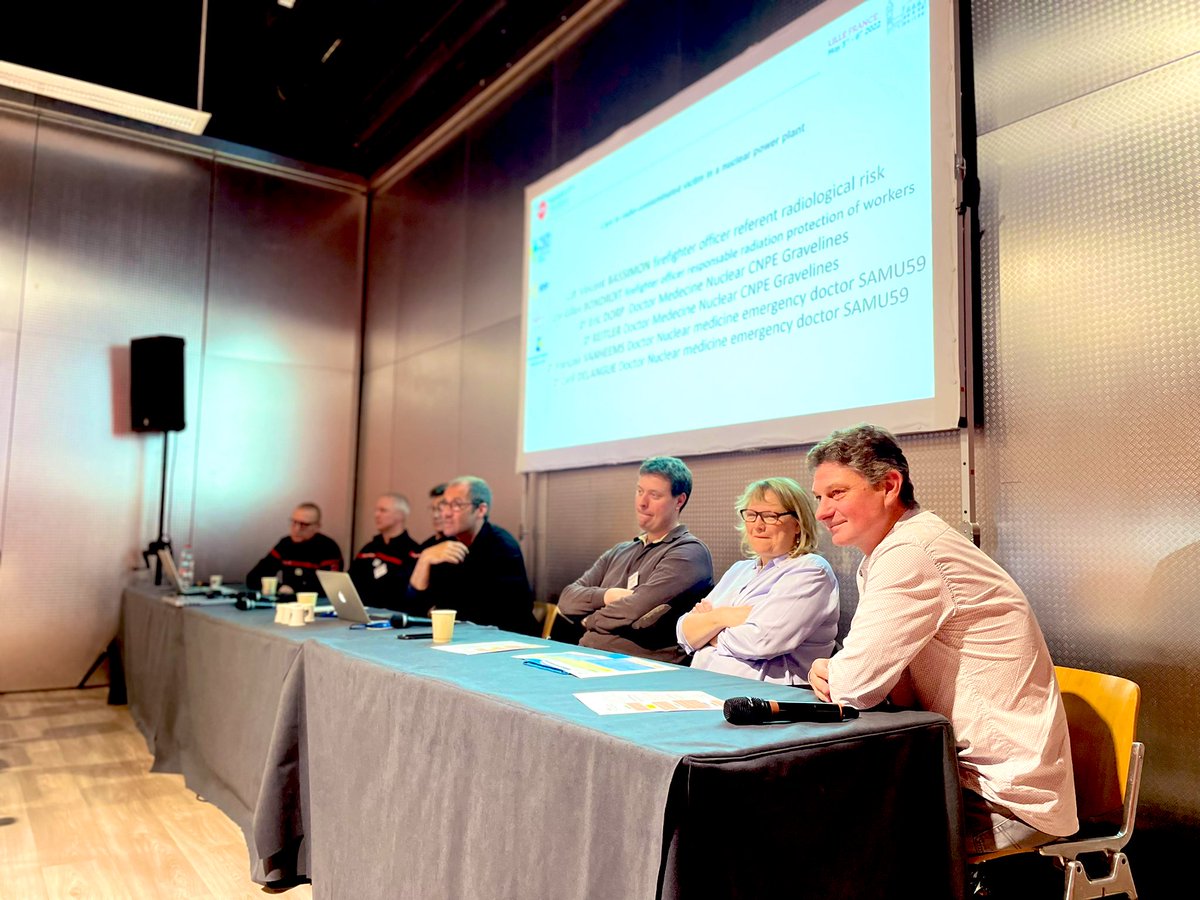 #CBRNE Lille 2022 J3 entre Workshops sur la prise en charge des UA contaminées avec le Dr VANHEEMS et présentation de notre unité de décontamination mobile <a href="/SamuNord/">SAMU du Nord</a> <a href="/Sdis59/">Sapeurs-pompiers du Nord</a> <a href="/CHU_Lille/">CHU de Lille</a>