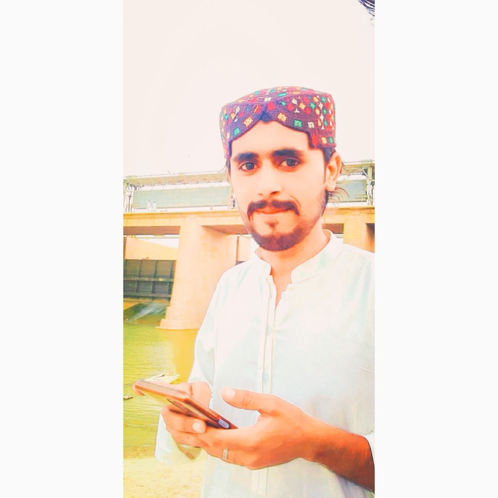 ba30035975's tweet photo. عید اور  بلوچ ۔😊
اس مسکراہٹ کی کوئي قيمت نہے ❤️
#3dayofeid ❤️
#happeidmubarak ✌️
#NewProfilePic https://t.co/LcQkdijaG1