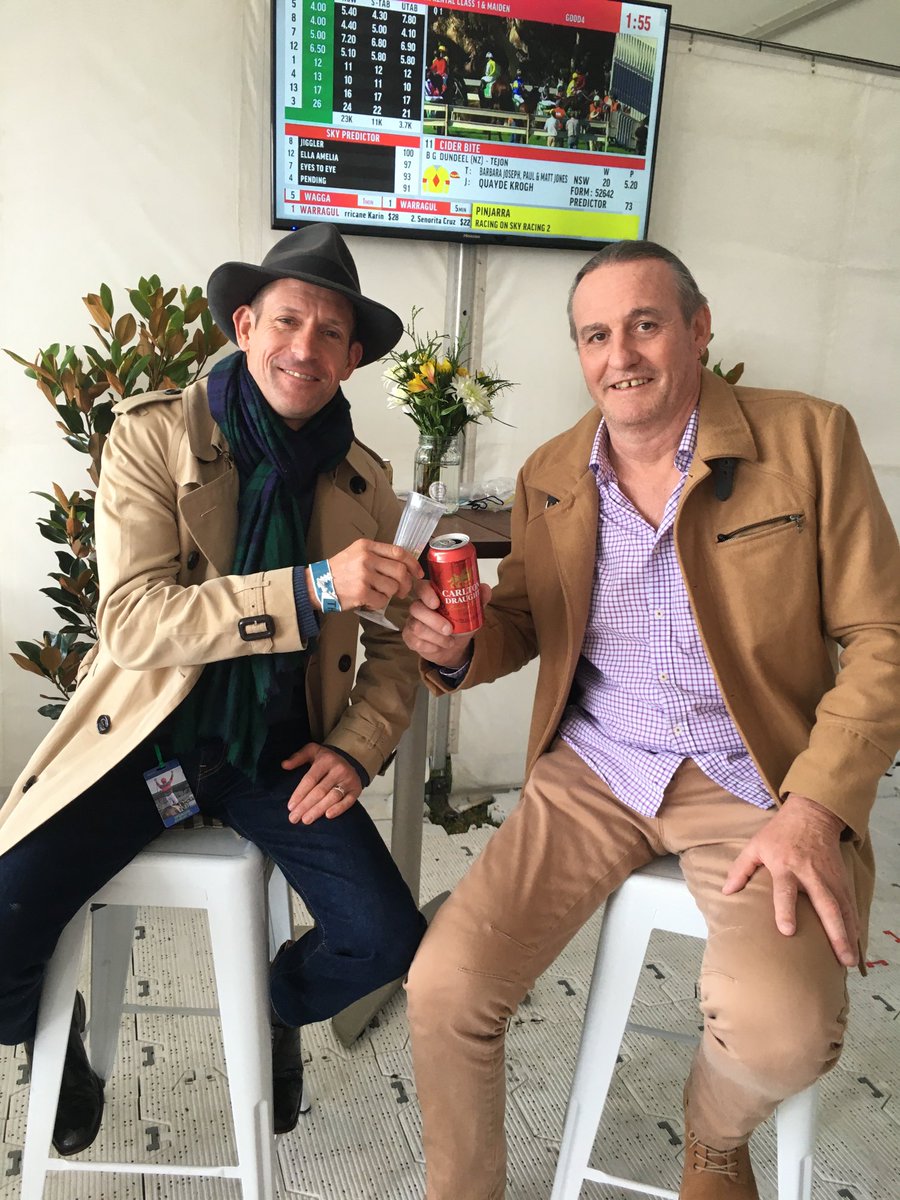 B8abs's tweet photo. What a Bool                      #warrnambool #races #whataday #jockey ⁦@HugeBowman⁩ ⁦@raymontague⁩ 🐎🐎 https://t.co/MejjQzCQCR