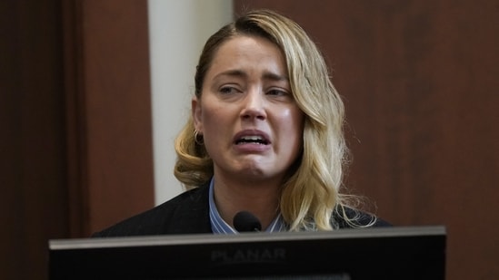 BottomB8's tweet image. She's going to squeeze out another turd before she manages to squeeze out one single real tear. #TeamDepp #AmberTurd #JusticeForJohnny