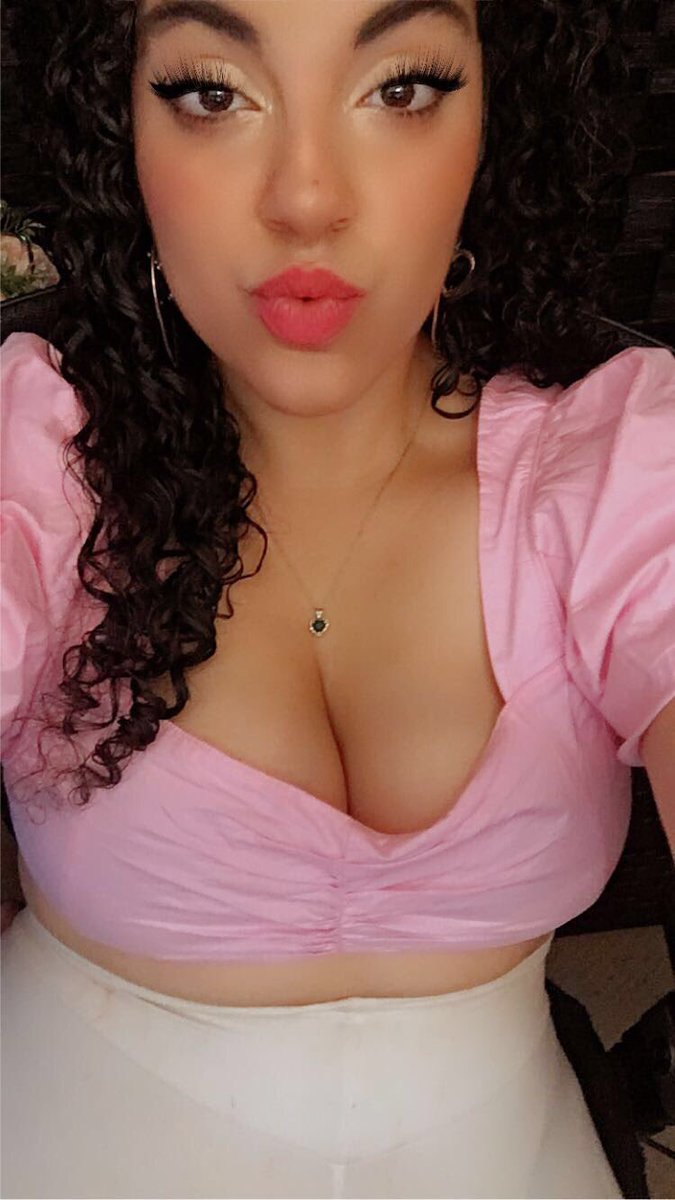 SensualCharmm's tweet photo. For you 👄 https://t.co/exr8XBTAWG