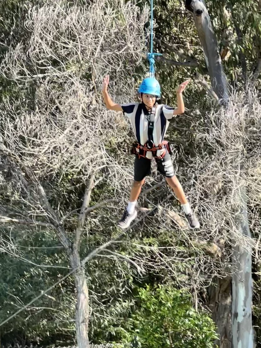 Year62022's tweet photo. Group B went flying 🦅 https://t.co/wTbnARt1RA