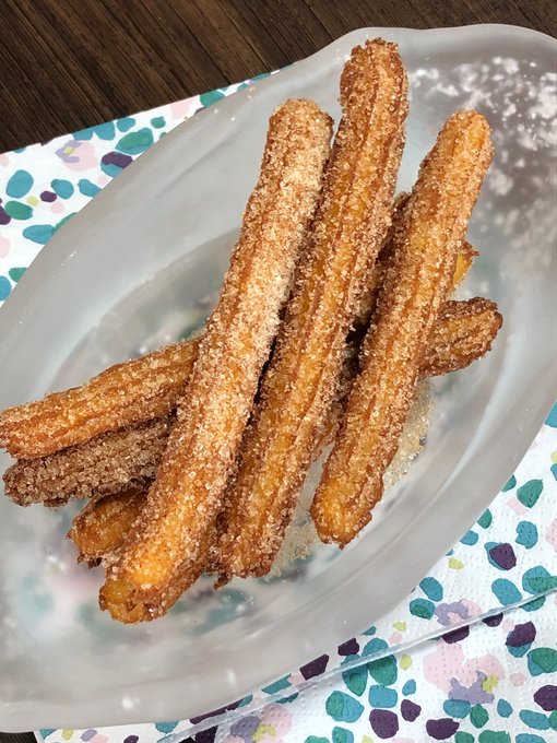 ディズニーチュロスのtwitterイラスト検索結果