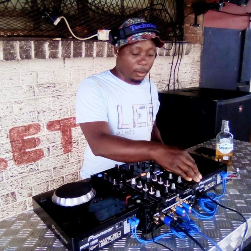 SlikJazz's tweet photo. #NewProfilePic https://t.co/iRuLqjaSEX