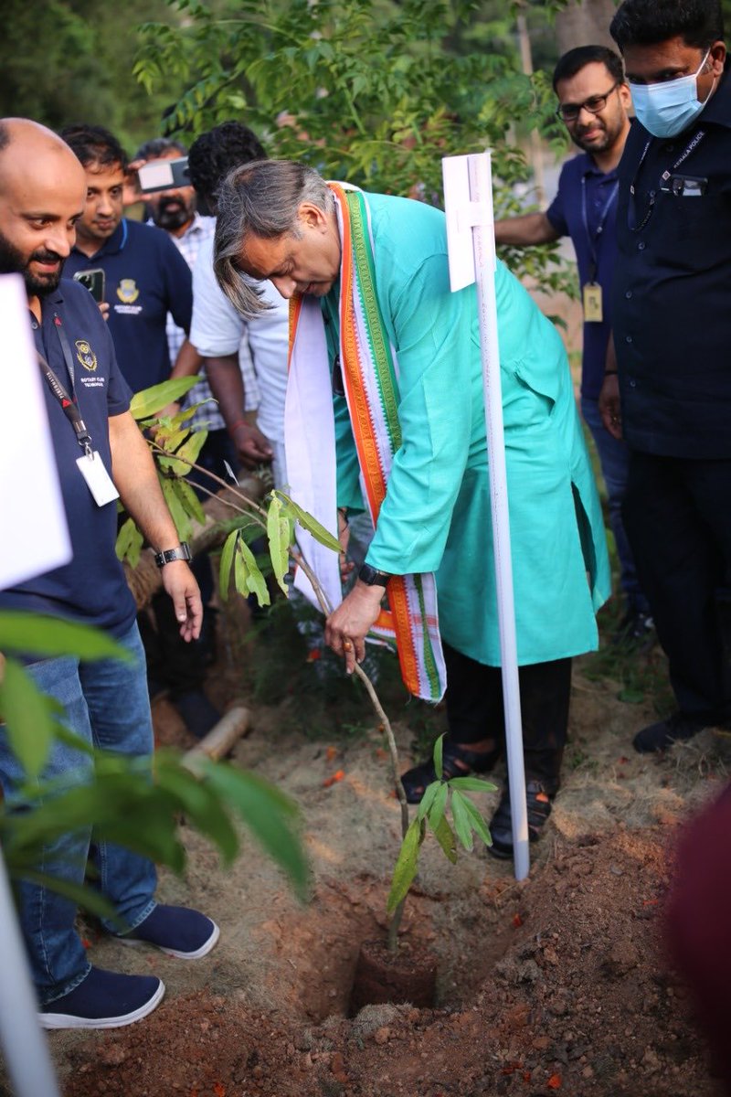 ShashiTharoor's tweet image. Did my own part for the greening of Thiruvananthapuram ‘s #Technopark! Pleased to join all those involved in this @Rotary project on this special occasion.