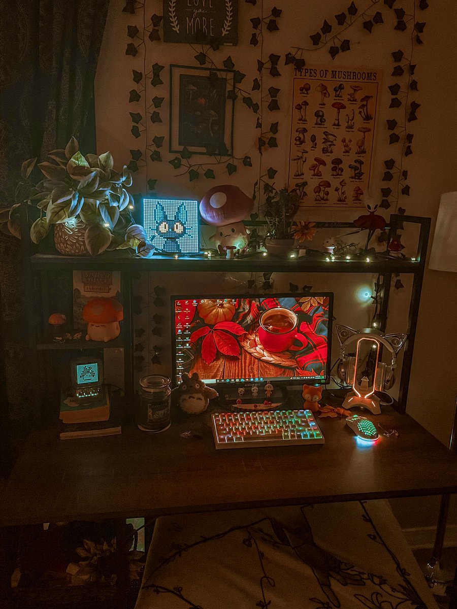 Simplehylian's tweet photo. Goodnight 🌿✨🌙 https://t.co/HiOecjhByY