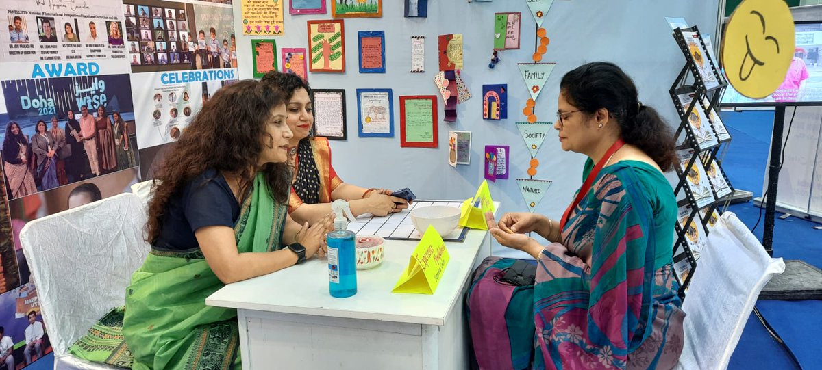 HappinessDelhi's tweet image. Don&apos;t miss to attend our Happiness Curriculum Stall today!  #scert #happinesscurriculum @ScertDelhi  #2022 #foundationday