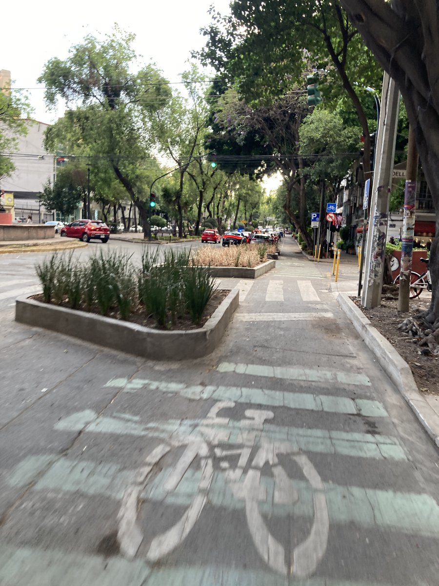 Robert Foster tweet media