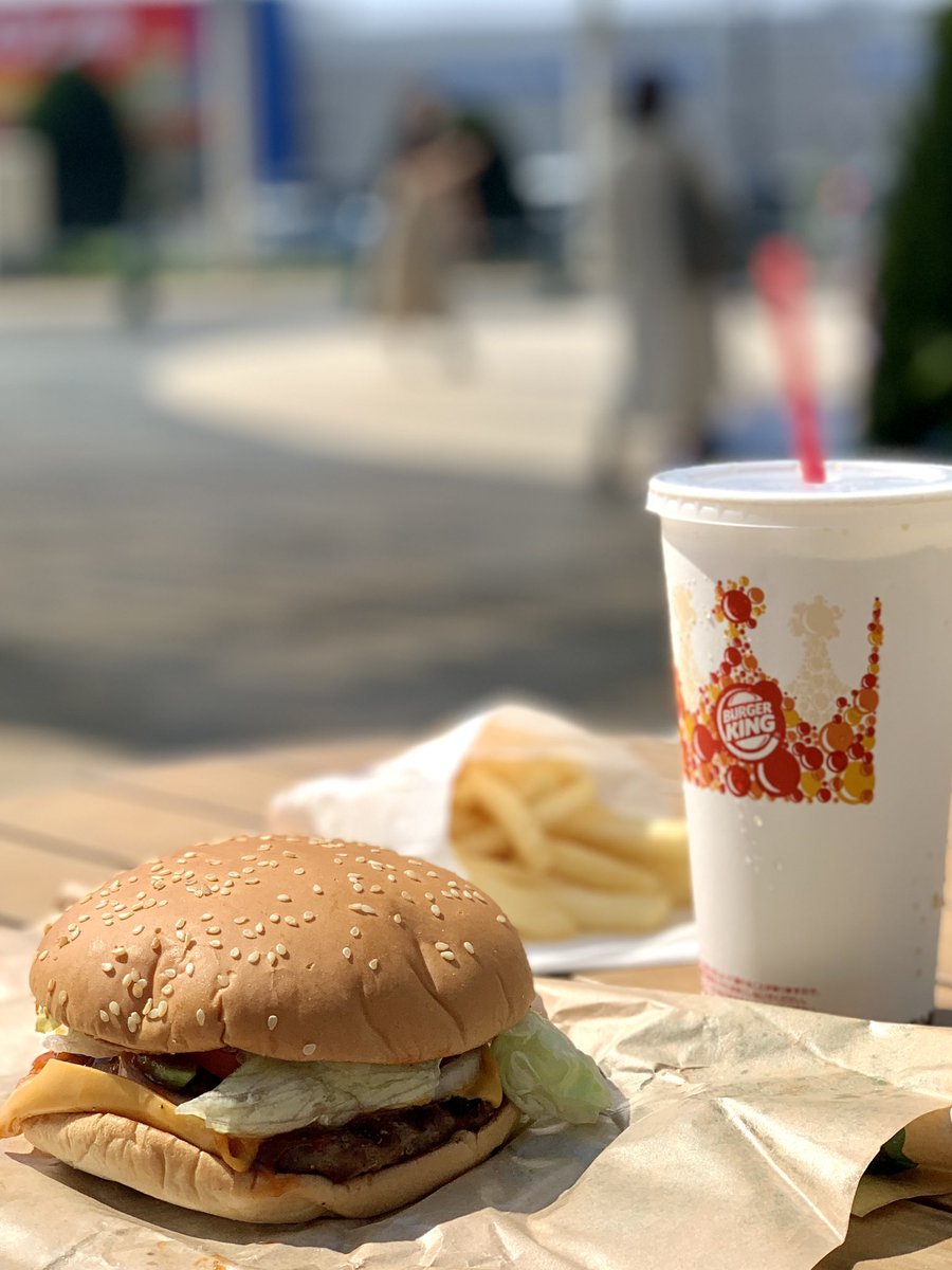 ramencollection's tweet photo. 見た目は普通だけど
これうまっ。
盛り付けや野菜に
もうちょいこだわれば
百名店などにも
引けを取らないと思う。
SALSA & AVOCADO
SMOKY WAPPER
#バーガーキング
#burgerking
#WAPPER https://t.co/x4JJ1dFhgv