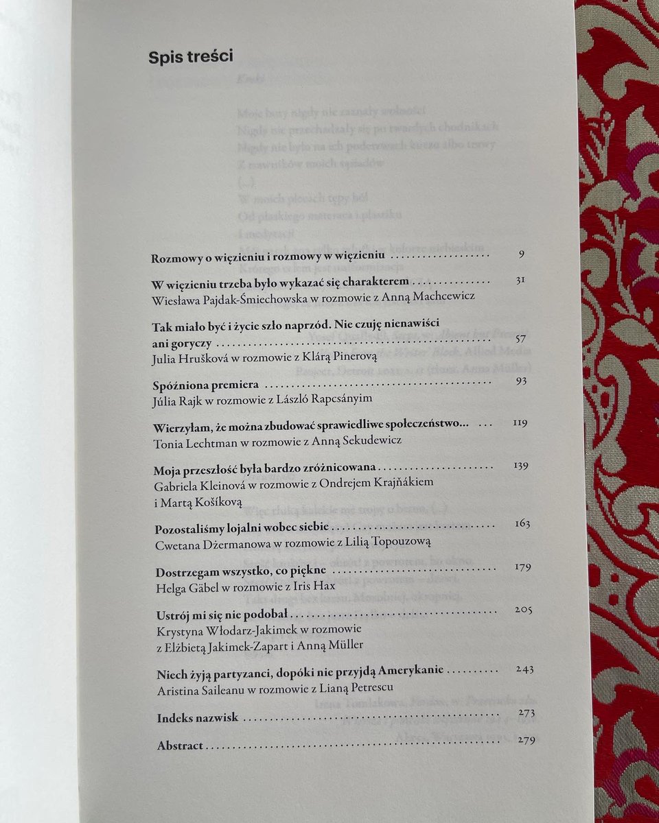 petoandrea's tweet photo. I can not be prouder to this book by Anna Müller. There is a chapter about #RajkJùlia @CEUDemInst @ceu #womenwhowrite #inPolish https://t.co/ARx6YIIByK