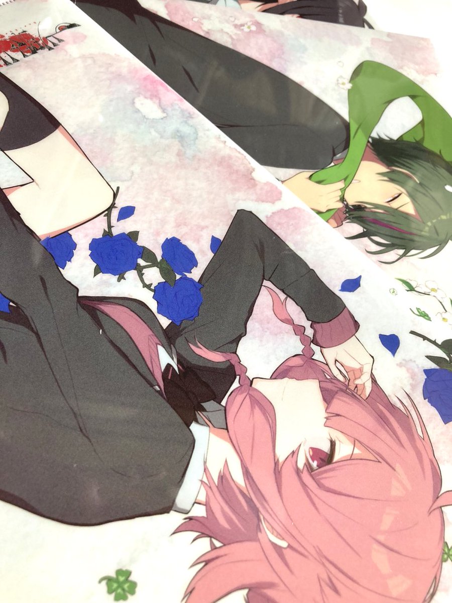 xxxxitoo's tweet photo. 一ツ眼リッパーBirthday Flowerクリアファイル、すごく綺麗な出来です！
印刷用に色味を調整したけど良い感じです。
近くでまじまじと見たら気付くこともある……かも……しれない。
販売ページ→ https://t.co/H7ktyep9W1 https://t.co/o7dKn7Dskv