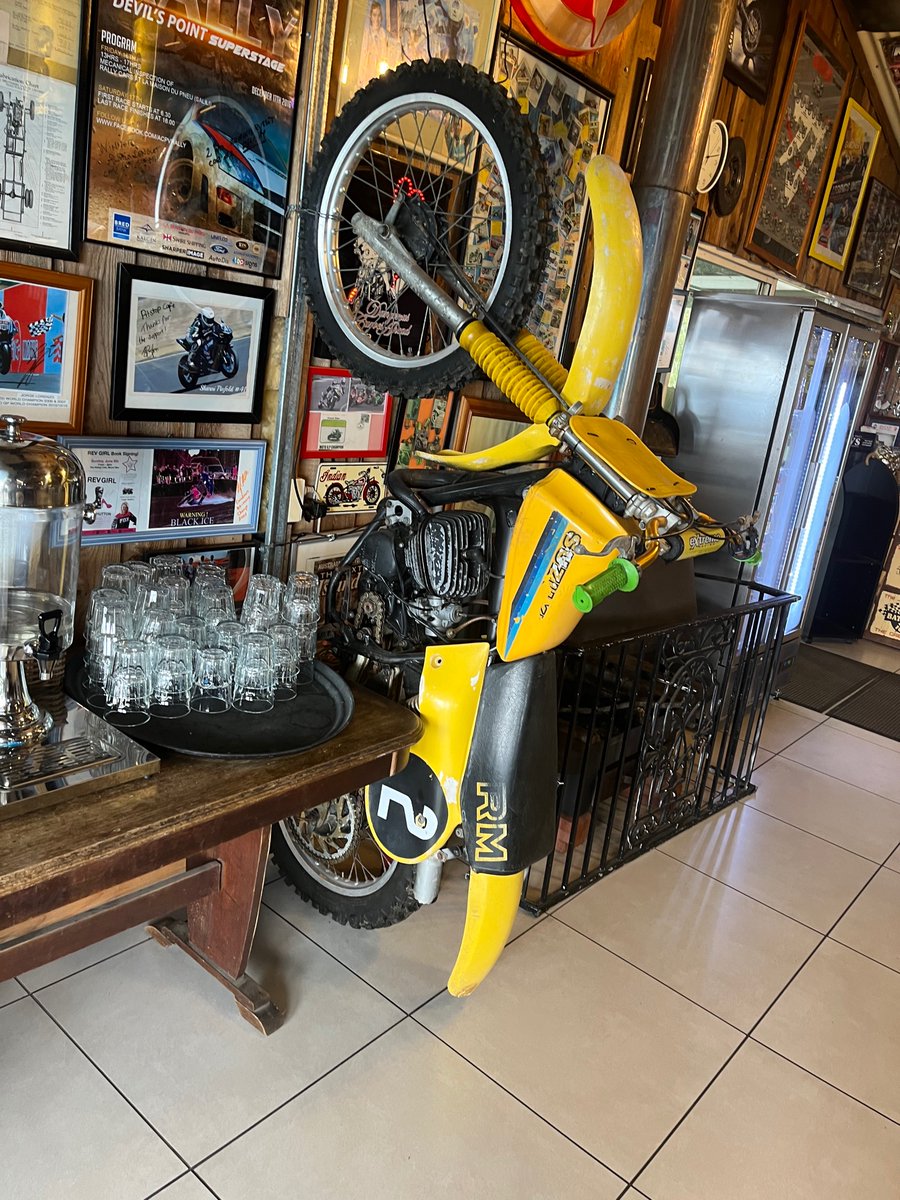 P1ford8's tweet photo. Pit stop cafe https://t.co/8e50dU8WFk