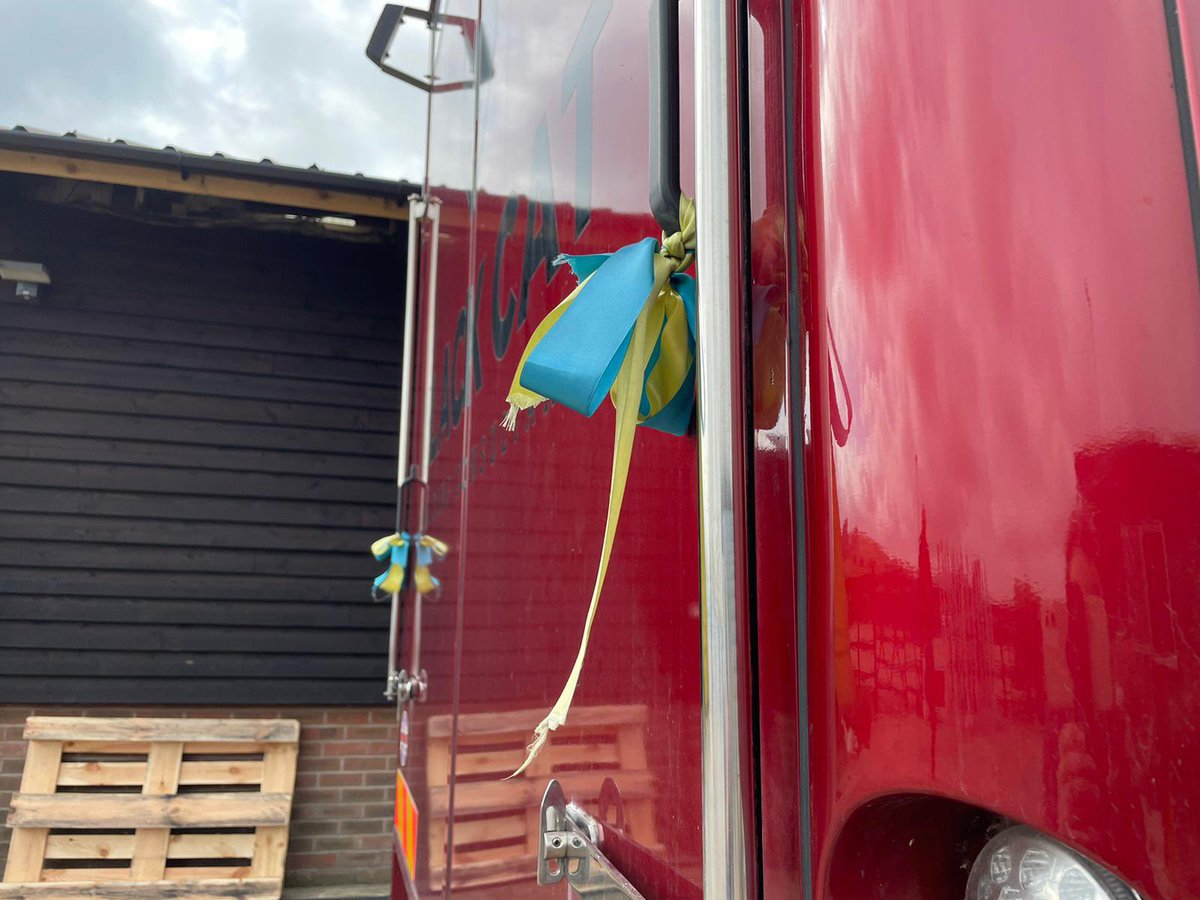 LandL_report's tweet photo. and we’re off!🚚 

first leg of the journey to Lincoln to pick up more aid🇺🇦📦

@ukraineeqrelief @SalfordUni @GranadaReports @BBCNWT https://t.co/PRSHvPGRJ0