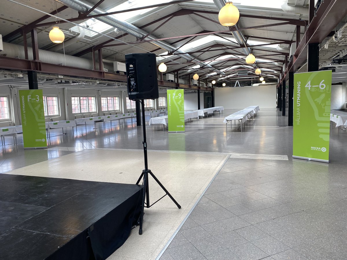 Nu är vi laddade! Flera hundra nackaelever ställer ut och tävlar i Hållbar utmaning 22!